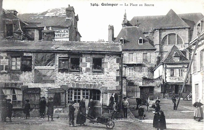 Quimper CP-Place du beurre.jpg
