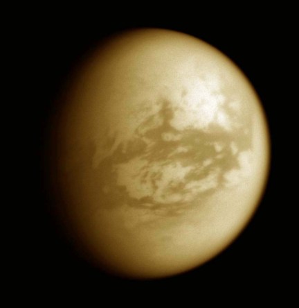 saturne-titan-01.jpg