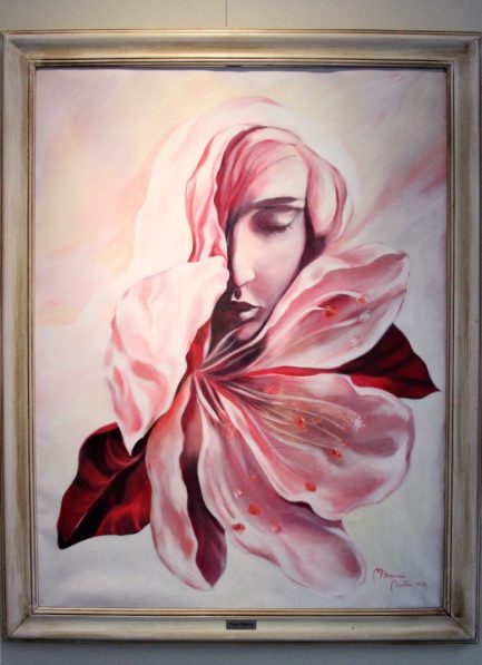 art-exhibition-flower-woman-femme-essence-florencia-burton-e1524060759912