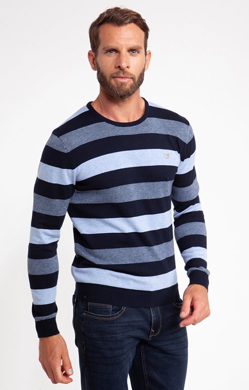 h_pull-raye-at-company-BLEU-CIEL-front-60